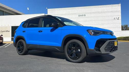 2025 Volkswagen Taos 1.5T SE Black