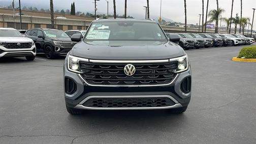 2025 Volkswagen Atlas Cross Sport 2.0T SE w/Technology 4MOTION