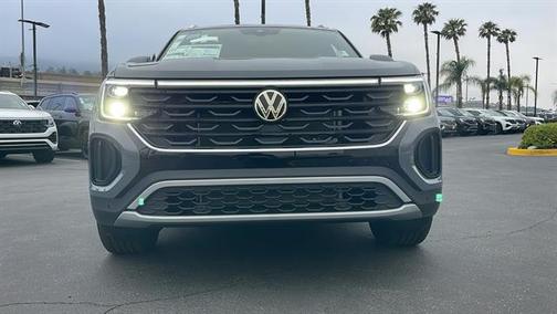 2025 Volkswagen Atlas Cross Sport 2.0T SE w/Technology 4MOTION