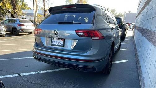 2022 Volkswagen Tiguan 2.0T SE R-Line Black
