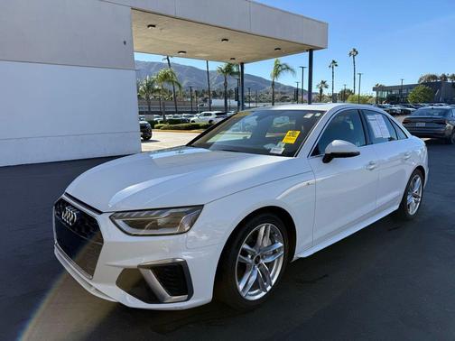 2024 Audi A4 45 S line Premium Plus