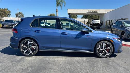 2025 Volkswagen Golf GTI 2.0T SE DSG