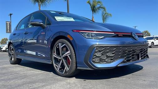 2025 Volkswagen Golf GTI 2.0T SE DSG