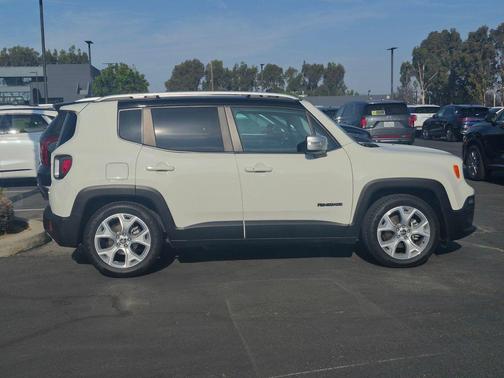 Alpine White 2017 Jeep Renegade Limited