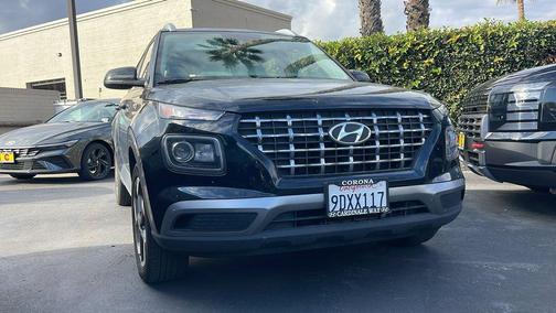 2023 Hyundai VENUE SEL
