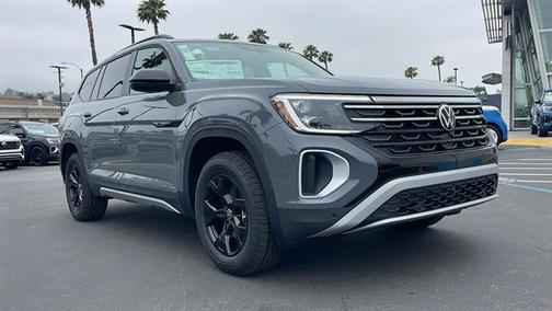 2025 Volkswagen Atlas 2.0T Peak Edition
