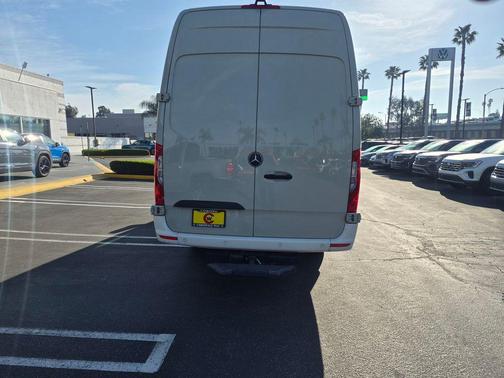 2019 Mercedes-Benz Sprinter 2500 Cargo 170 WB