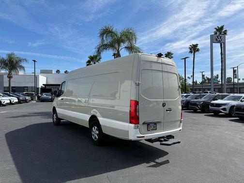 2019 Mercedes-Benz Sprinter 2500 Cargo 170 WB