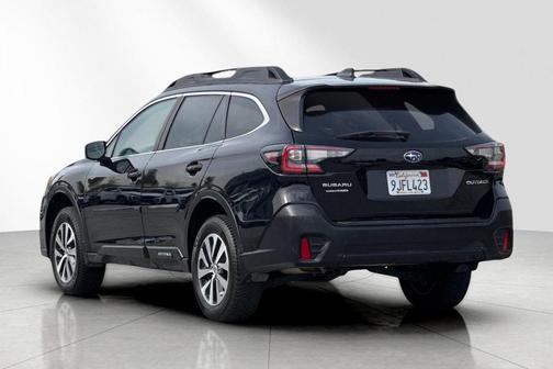 Crystal Black Silica 2020 Subaru Outback Premium