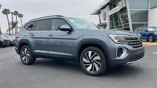 2025 Volkswagen Atlas 2.0T SE w/Technology 4MOTION