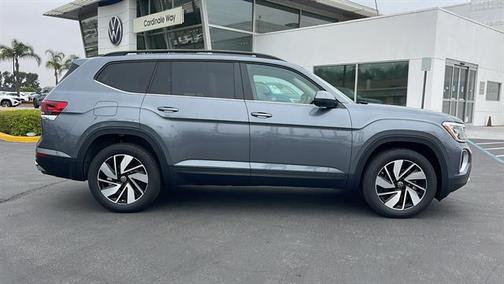 2025 Volkswagen Atlas 2.0T SE w/Technology 4MOTION
