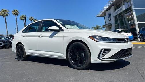 2025 Volkswagen Jetta 1.5T SE
