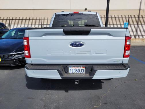 White Metallic 2021 Ford F-150 XL