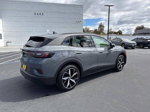 Pure Gray 2023 Volkswagen ID.4 AWD Pro S