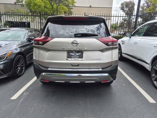 Champagne Silver Metallic 2021 Nissan Rogue Platinum