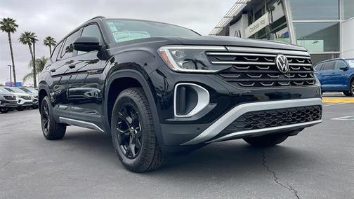 2025 Volkswagen Atlas 2.0T Peak Edition
