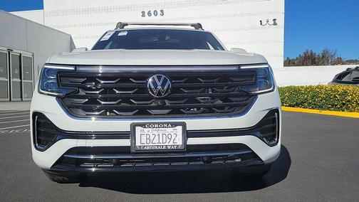 2024 Volkswagen Atlas Cross Sport 2.0T SEL Premium