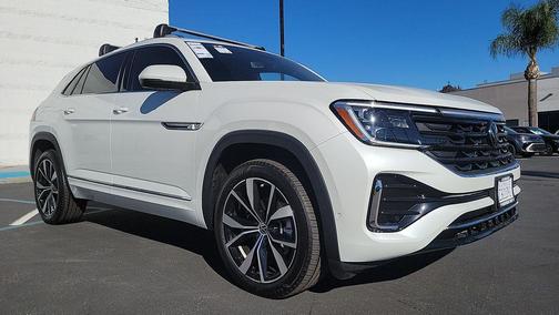 2024 Volkswagen Atlas Cross Sport 2.0T SEL Premium