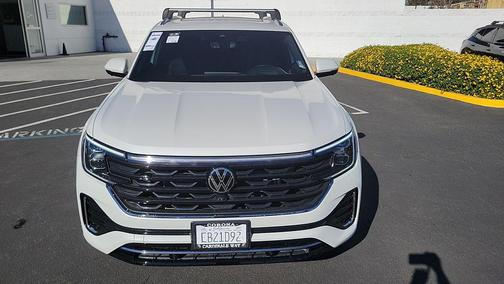 2024 Volkswagen Atlas Cross Sport 2.0T SEL Premium