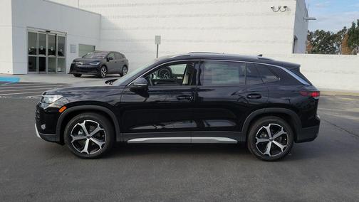 W6h 2026 Volkswagen Tiguan 2.0T SE