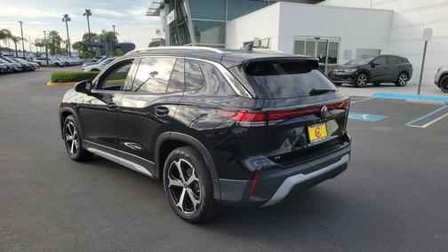 W6h 2026 Volkswagen Tiguan 2.0T SE
