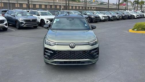 2025 Volkswagen Tiguan 2.0T SE R-Line Black 4MOTION