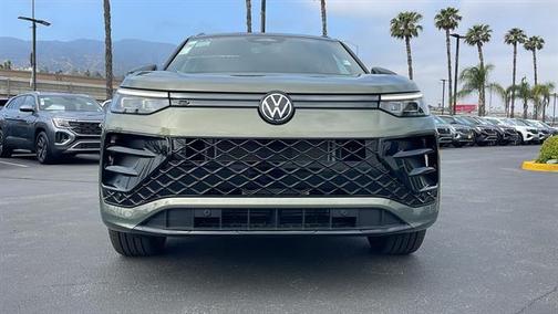 2025 Volkswagen Tiguan 2.0T SE R-Line Black 4MOTION
