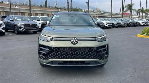 2025 Volkswagen Tiguan 2.0T SE R-Line Black 4MOTION