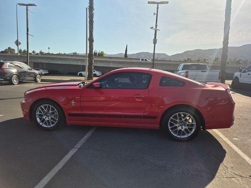2013 Ford Mustang V6 Premium