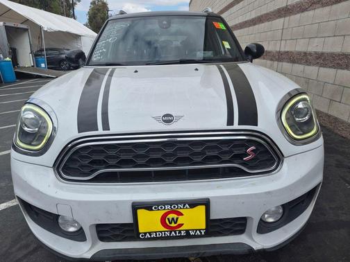 Light White 2019 MINI Countryman Cooper S