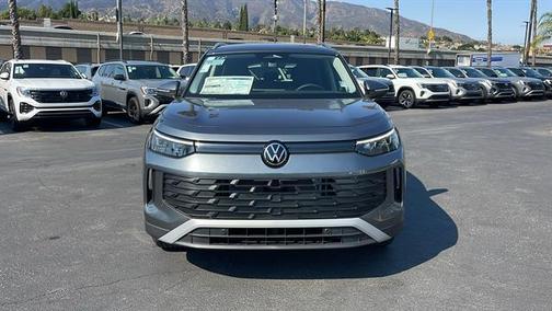 2025 Volkswagen Tiguan 2.0T SE