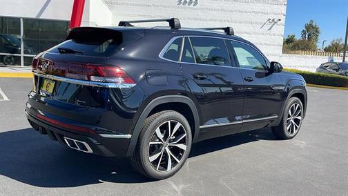 2026 Volkswagen Atlas Cross Sport 2.0T SEL Premium