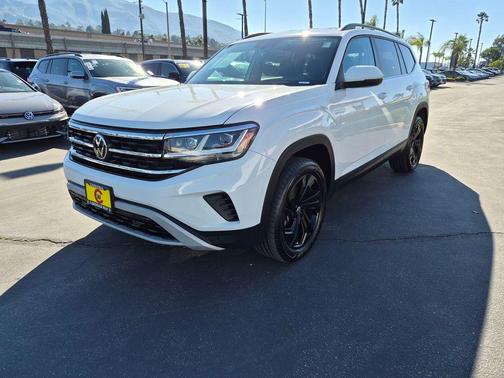 2023 Volkswagen Atlas 3.6L SE w/Technology