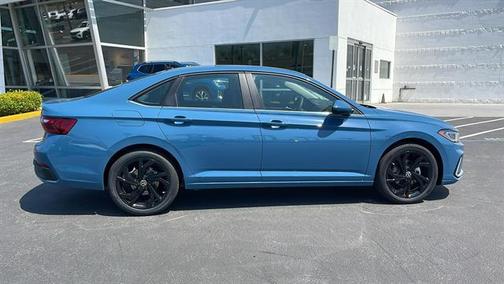 2025 Volkswagen Jetta 1.5T SE