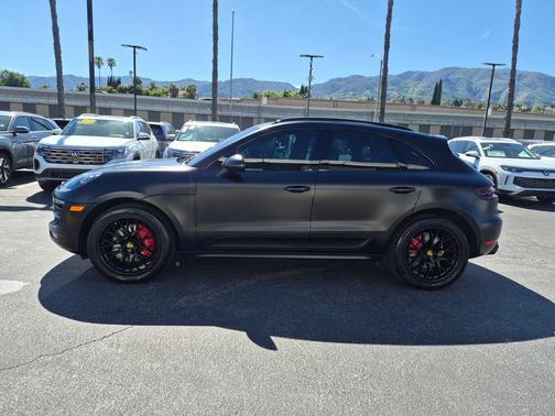 2018 Porsche Macan GTS