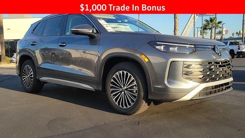 Platinum 2026 Volkswagen Tiguan 2.0T S