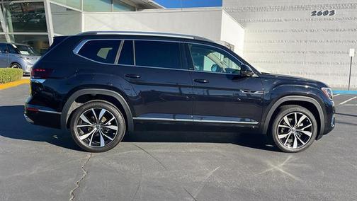 2025 Volkswagen Atlas 2.0T SEL Premium R-Line 4MOTION