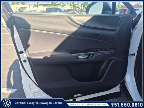 2024 Lexus NX 450h+ Luxury