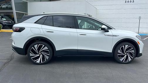 2025 Volkswagen ID.4 Pro S Plus