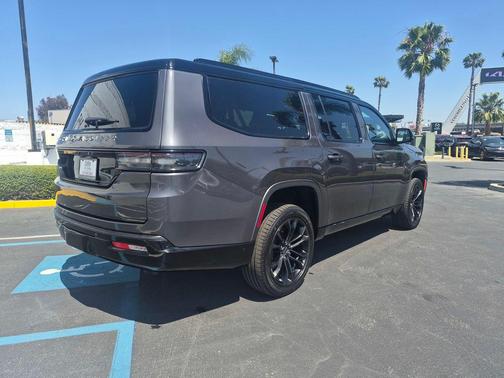 Baltic Gray Metallic Clearcoat 2024 Jeep Grand Wagoneer L Series II 4x4