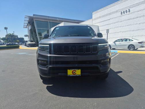 Baltic Gray Metallic Clearcoat 2024 Jeep Grand Wagoneer L Series II 4x4