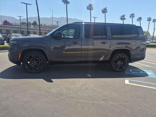 Baltic Gray Metallic Clearcoat 2024 Jeep Grand Wagoneer L Series II 4x4