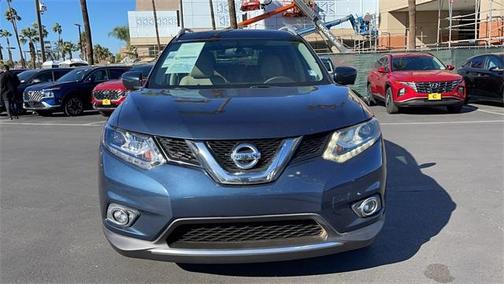 Photo 3 of 34 of 2016 Nissan Rogue SL