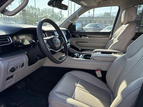 2023 Jeep Wagoneer Series II 4x4