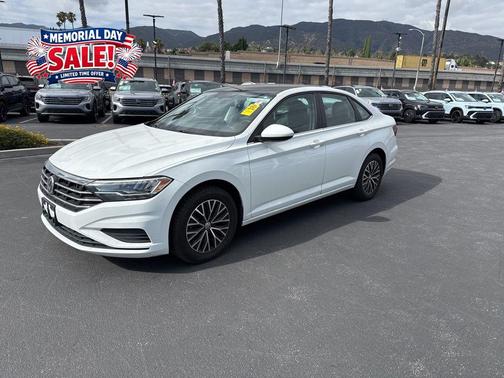 Pure White 2020 Volkswagen Jetta 1.4T S