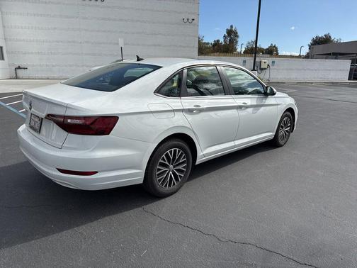 Pure White 2020 Volkswagen Jetta 1.4T S