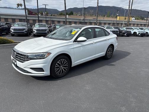 Pure White 2020 Volkswagen Jetta 1.4T S