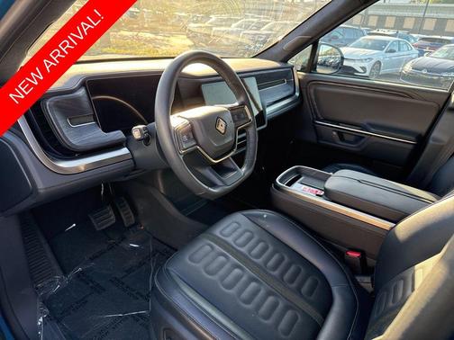 2025 Rivian R1T Adventure Dual Motor Standard Pack