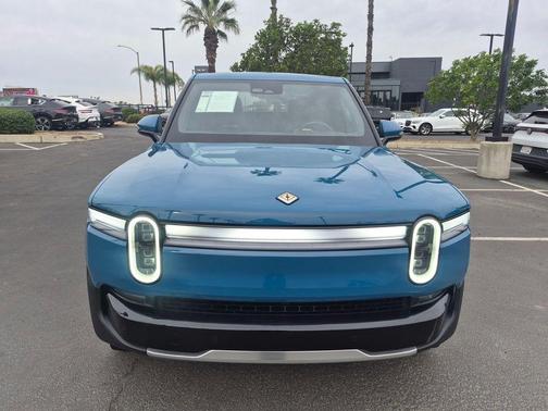 2025 Rivian R1T Adventure Dual Motor Standard Pack