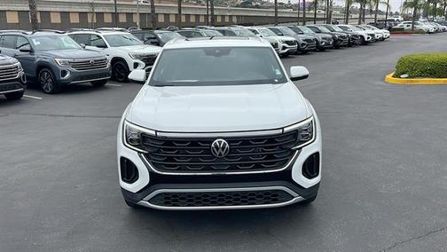 2025 Volkswagen Atlas Cross Sport 2.0T SE w/Technology